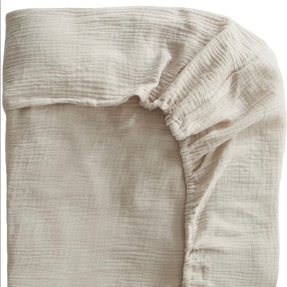 Mushie Extra Soft Muslin Crib Sheet
